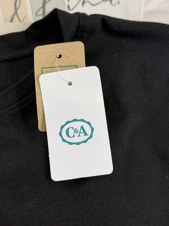 NYC Dreams Delights Graphic Y2K Luxury Black Tee - Picture 3 of 16